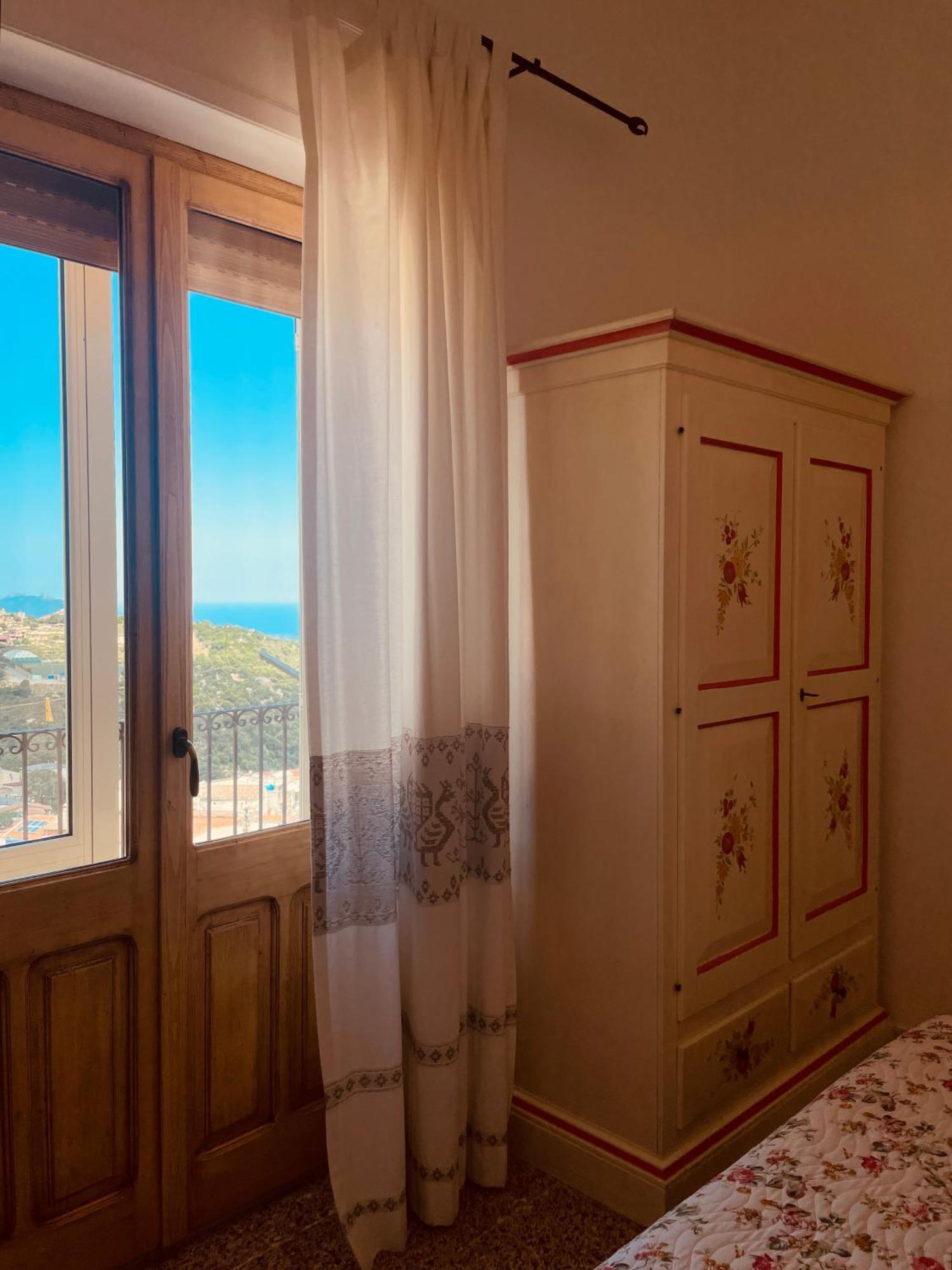 B&B Aria Ona Villagrande Strisaili Exterior photo