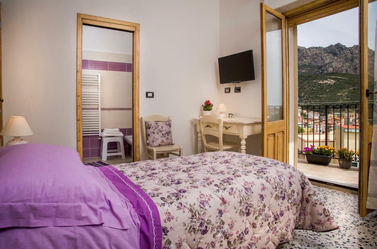 B&B Aria Ona Villagrande Strisaili Exterior photo
