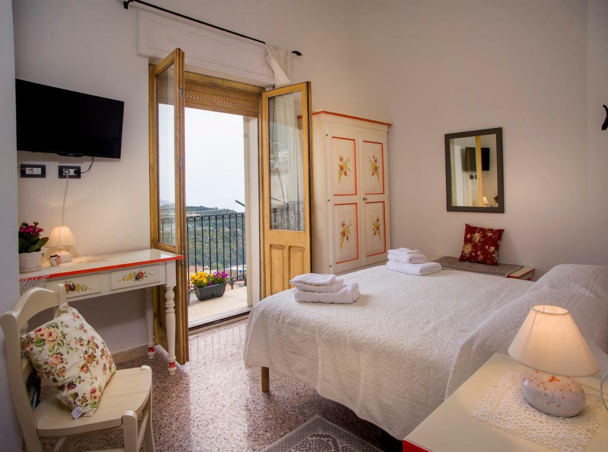 B&B Aria Ona Villagrande Strisaili Exterior photo