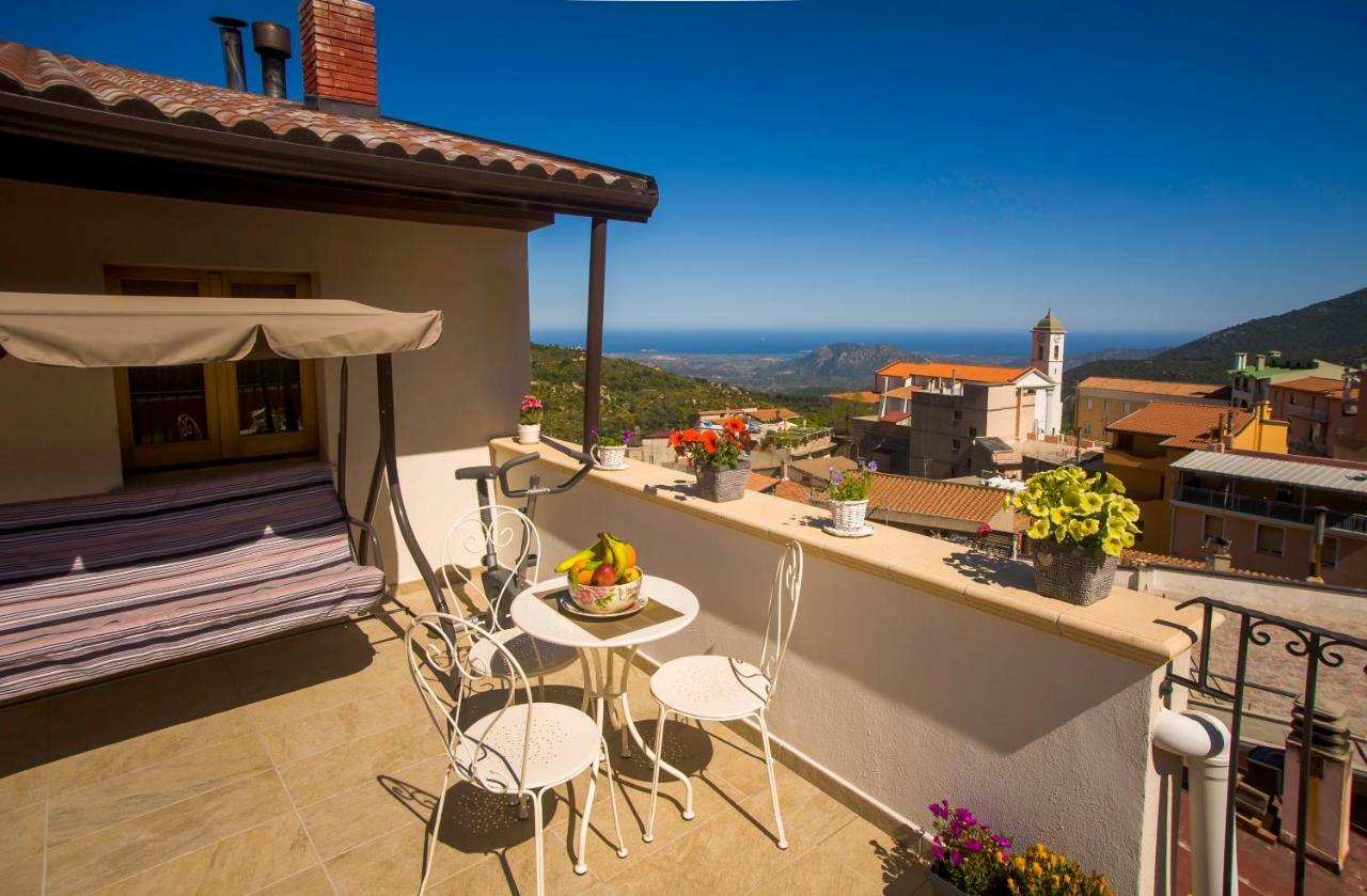 B&B Aria Ona Villagrande Strisaili Exterior photo