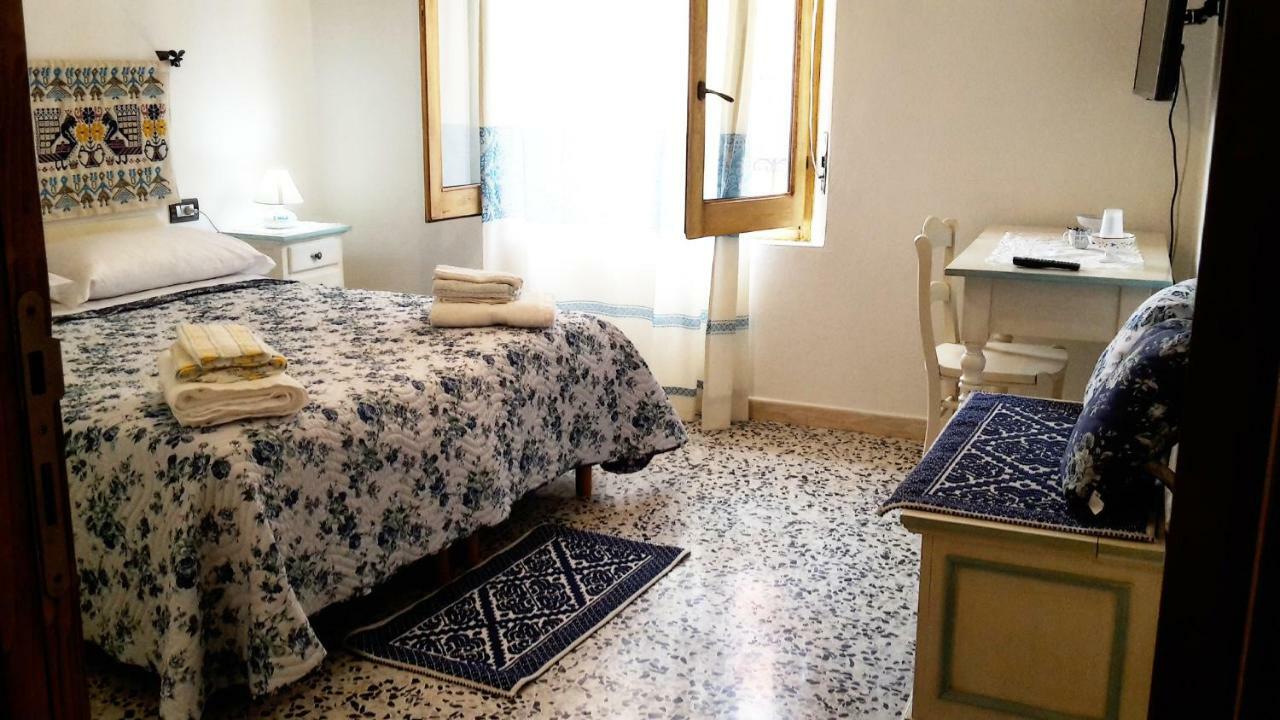 B&B Aria Ona Villagrande Strisaili Exterior photo